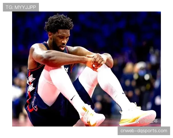 更新:恩比德通过脑震荡保护程序,获准参加球队合练 更新:恩比德通过脑震荡保护程序,获准参加球队合练